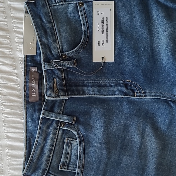 Just USA Distressed jeans - Picture 3 of 4